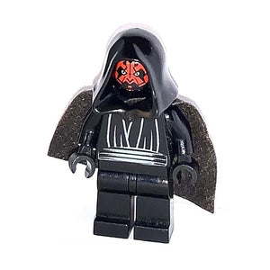 LEGO Star Wars Darth Maul with Cape and Dual Lightsaber0