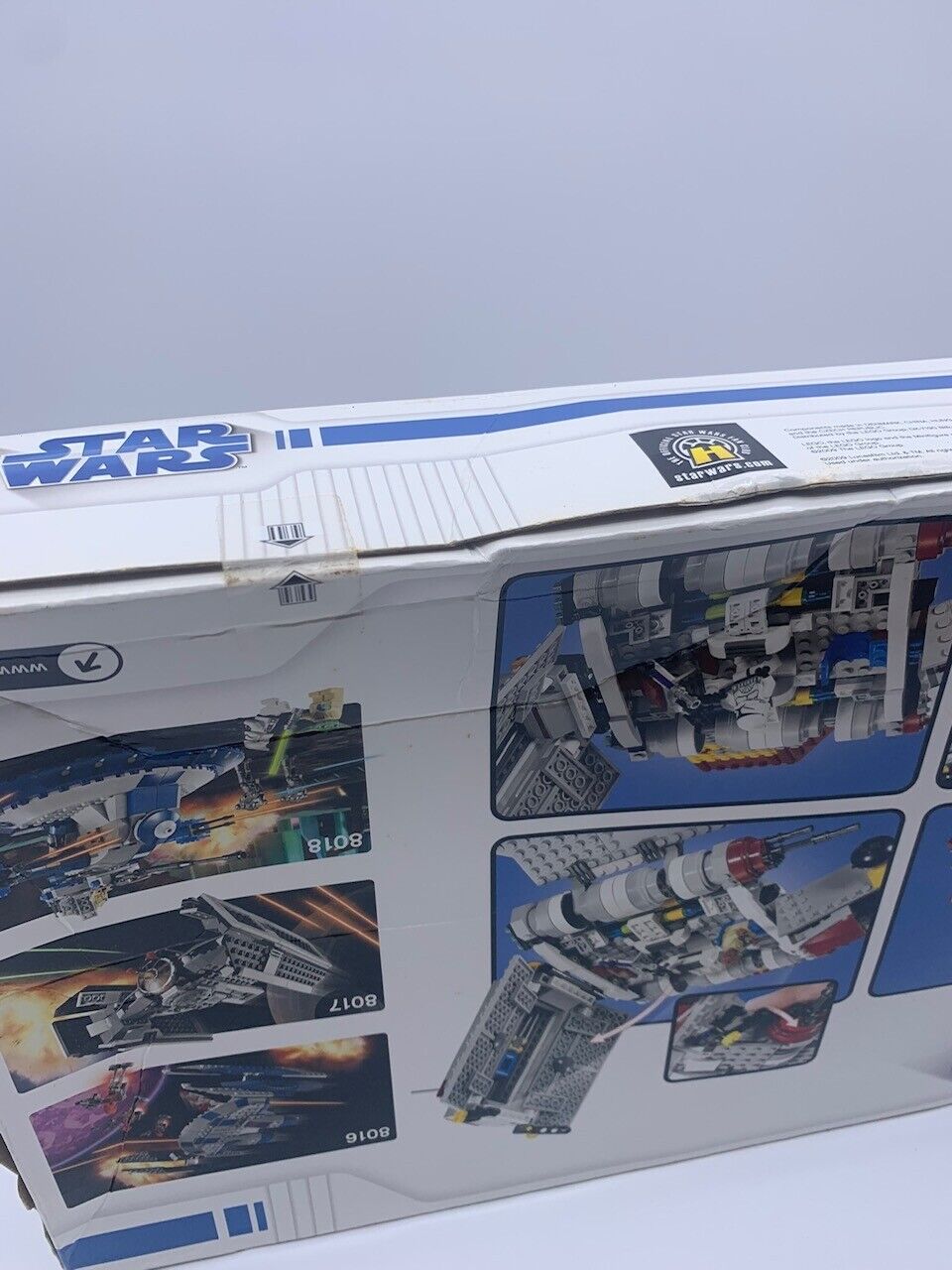 LEGO Star Wars Repubilc Attack Shuttle Building Kit 8019 (SEALED - Damaged Box)