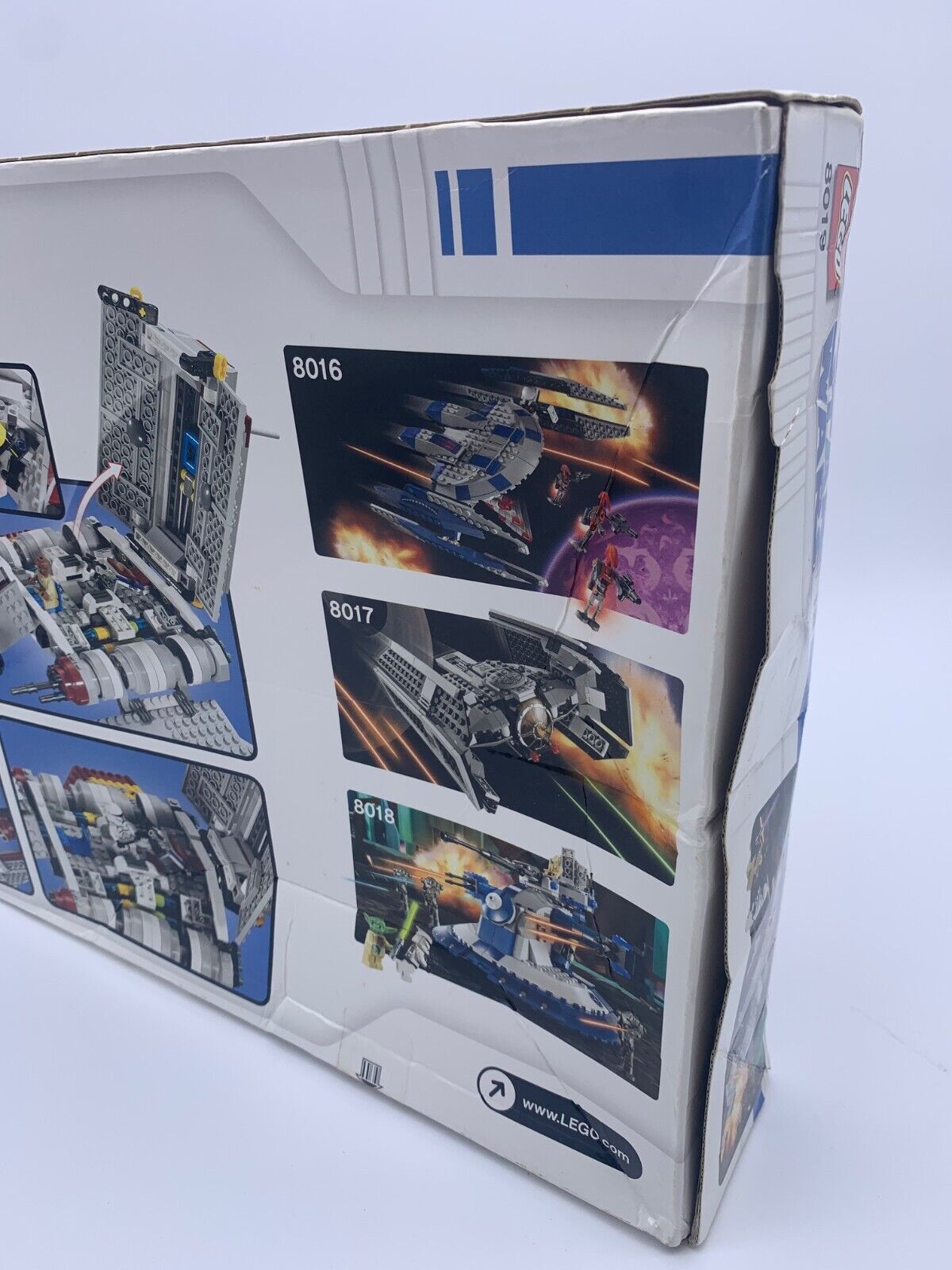 LEGO Star Wars Repubilc Attack Shuttle Building Kit 8019 (SEALED - Damaged Box)