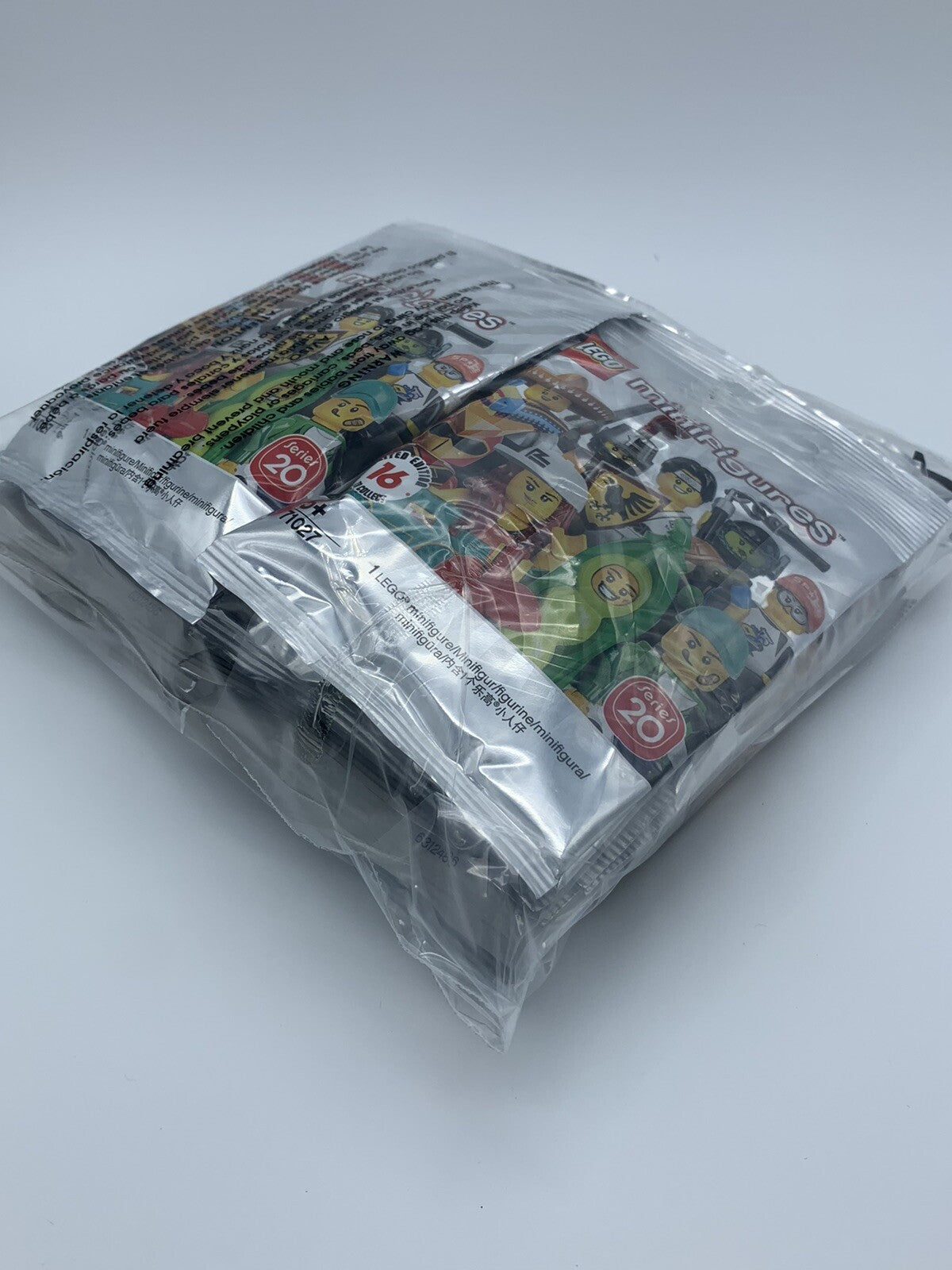 LEGO Series 20 Collectible Minifigures 71027 - Complete Set of 16