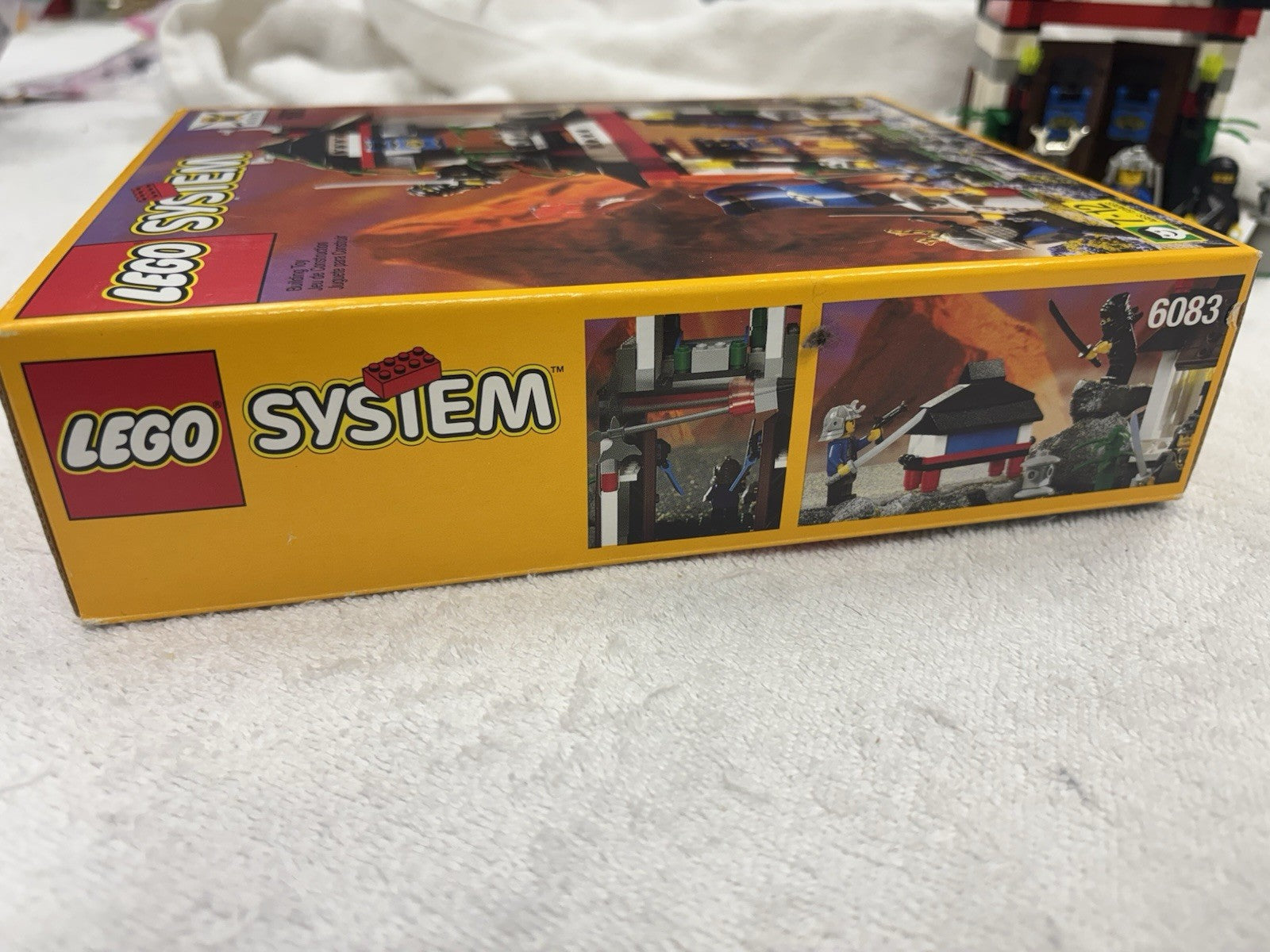 LEGO Ninja Samurai Stronghold 6083 (Opened Box)4