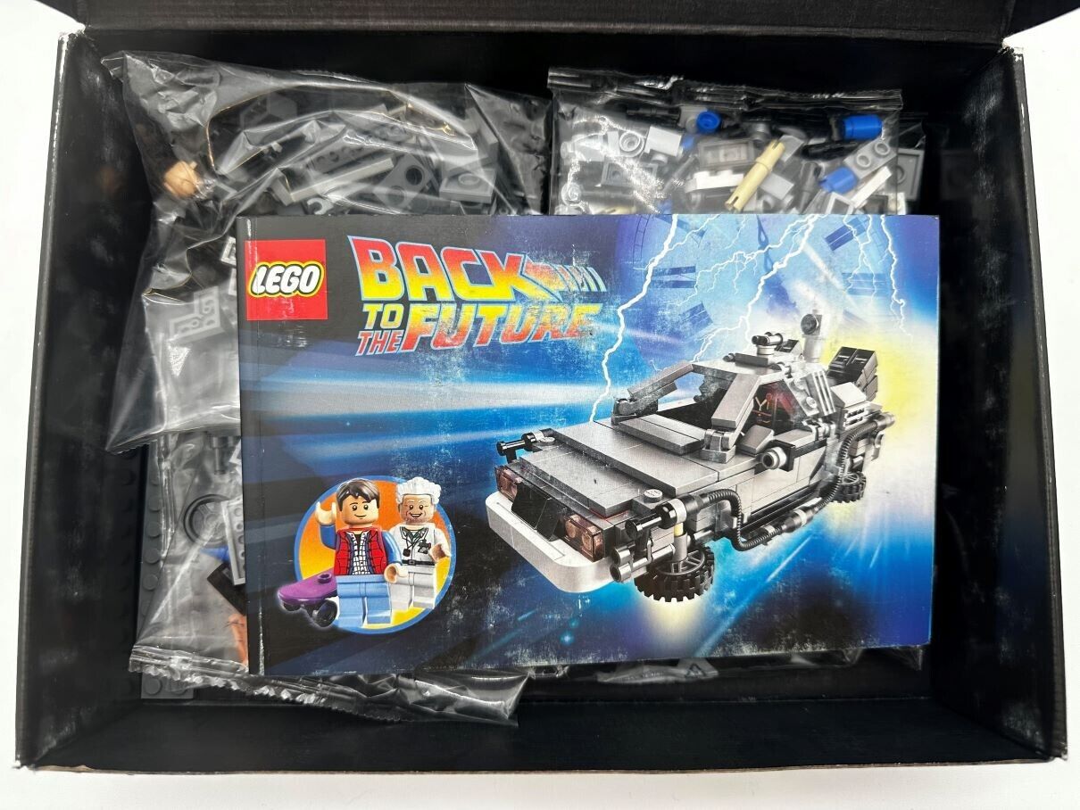 LEGO Back To The Future Delorean 21103 (Damage Box)