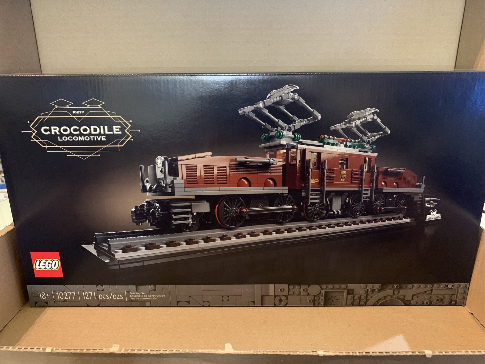 LEGO 10277 Creator Expert Icons Crocodile Locomotive, 1271 pcs (SEALED)