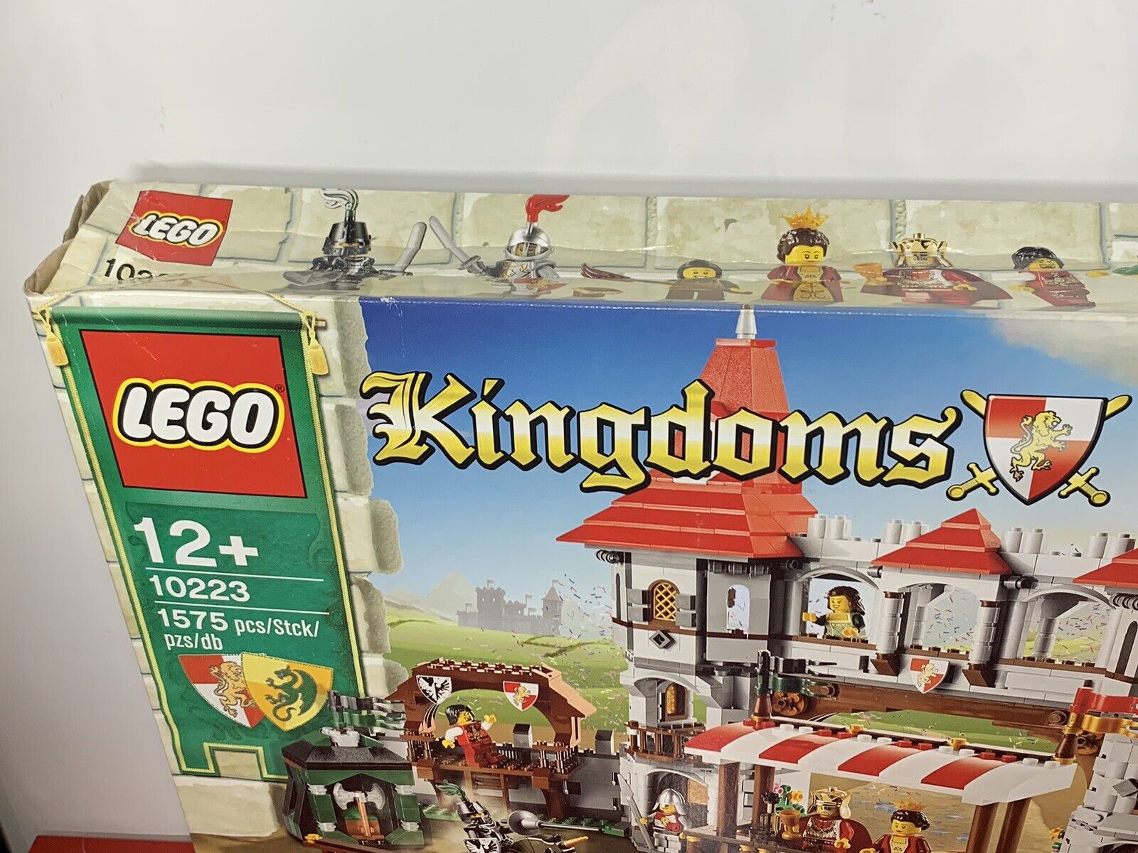 LEGO Kingdoms Castle Kingdoms Joust 10223 (SEALED - Damaged box)